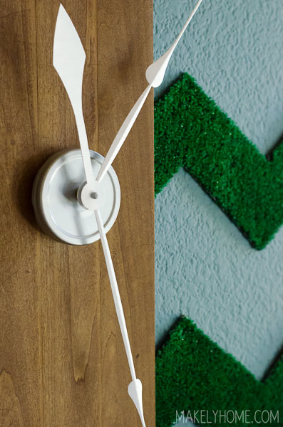 Knock off the CB2 Allways Clock for a fraction of the price! via MakelyHome.com #Knocktoberfest