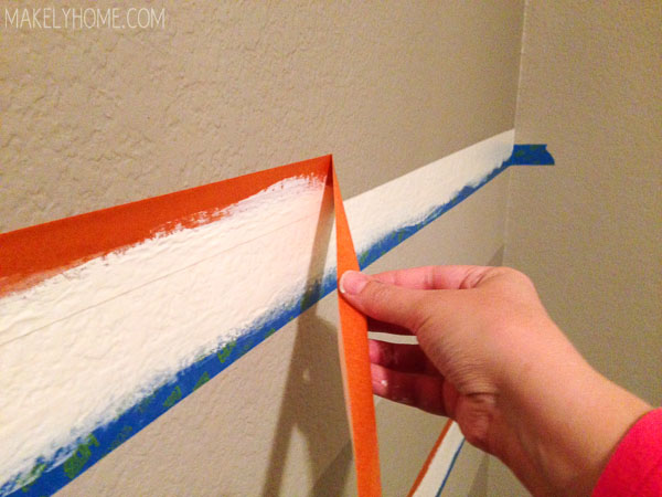 the painters tape showdown: frog tape for textured surfaces vs scotchblue with edgelock via MakelyHome.com