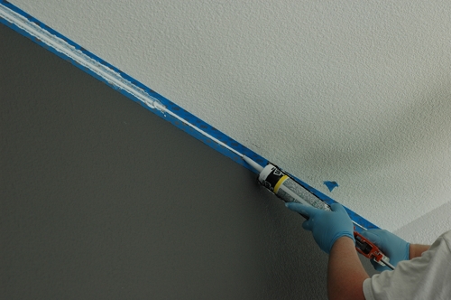 How To Paint A Perfect Ceiling Line, How To Paint Edges Between Wall And Ceiling With Tape