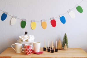 20 handmade holiday garlands via MakelyHome.com