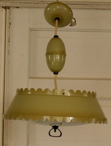 Cool Vintage Lamps with Unique Features via MakelyHome.com