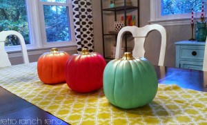 4 Ways to Decorate for Fall for the Reluctant Seasonal Decorator - image via Retro Ranch Reno