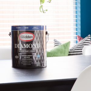 Using Glidden's new Diamond paint on furniture